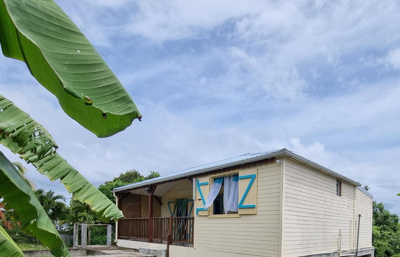 Villa Aichy Rabi Luaran gambar